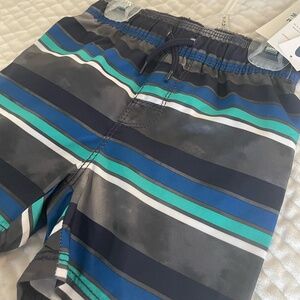 OLD NAVY BABY BOY STRIPED SWIM TRUNKS SIZE 18/24 MONTHS NWT
